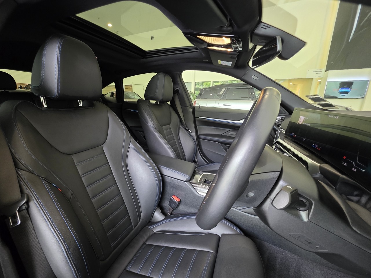 BMW i4 eDrive40 M Sport + Visibility