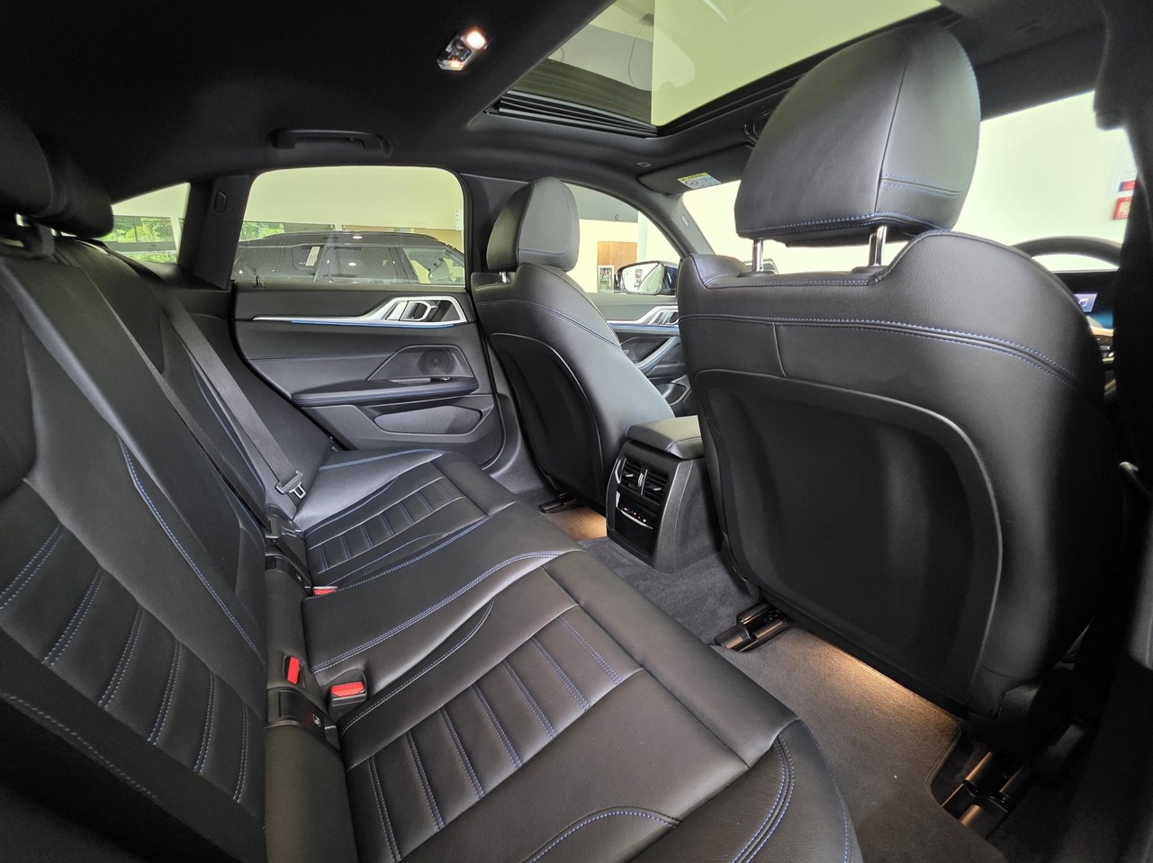 BMW i4 eDrive40 M Sport + Visibility