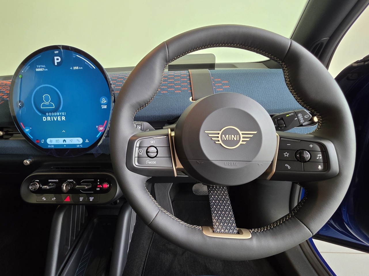 MINI Aceman SE - Favoured