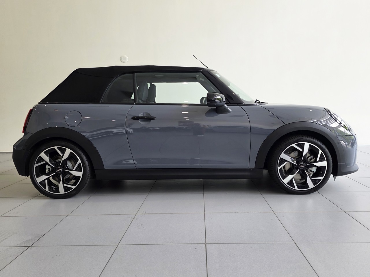 MINI Cooper S Convertible - Classic