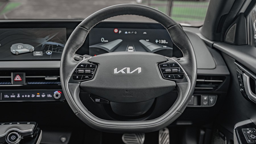2022 Kia EV6 11