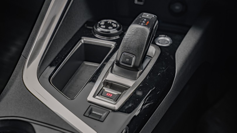 2020 Peugeot 3008 16