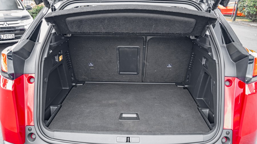 2020 Peugeot 3008 18