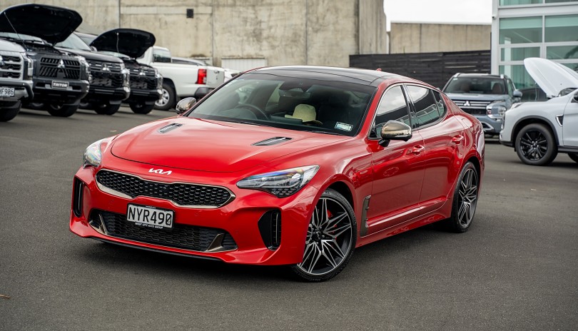 2021 Kia Stinger 1