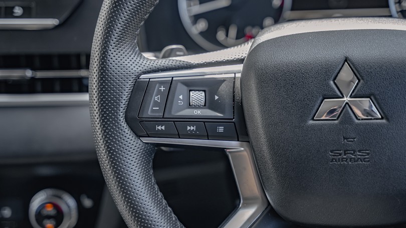 2022 Mitsubishi Outlander 13