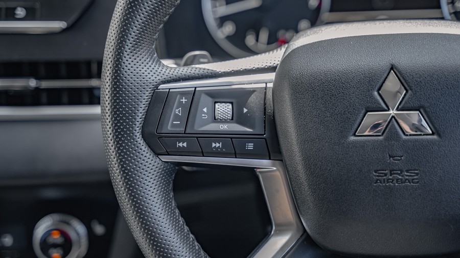 2022 Mitsubishi Outlander 13