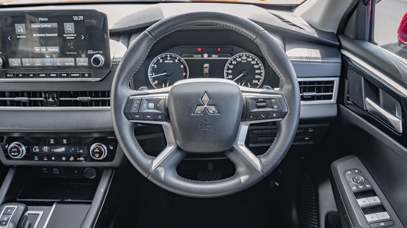 2022 Mitsubishi Outlander 11