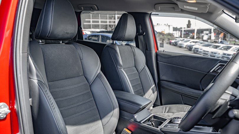 2022 Mitsubishi Outlander 8