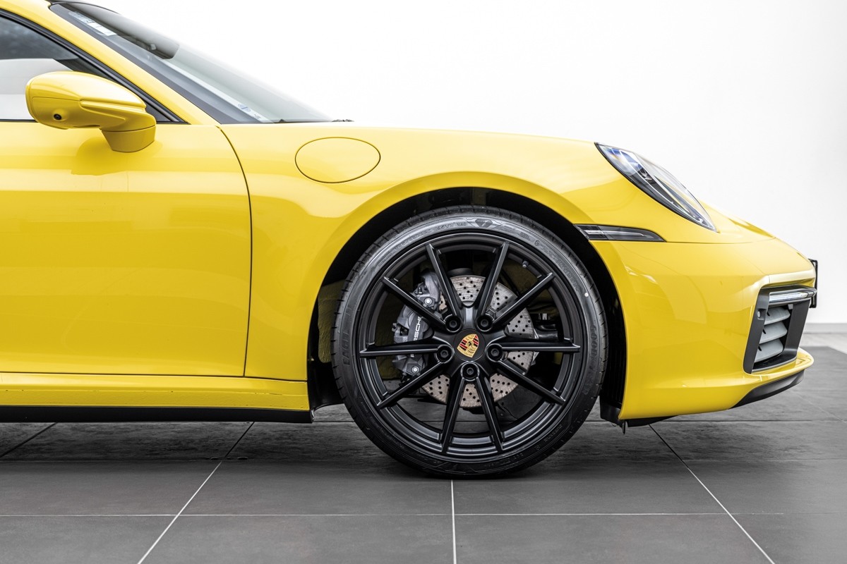 Porsche 911 C2 Coupe 3.0Pt