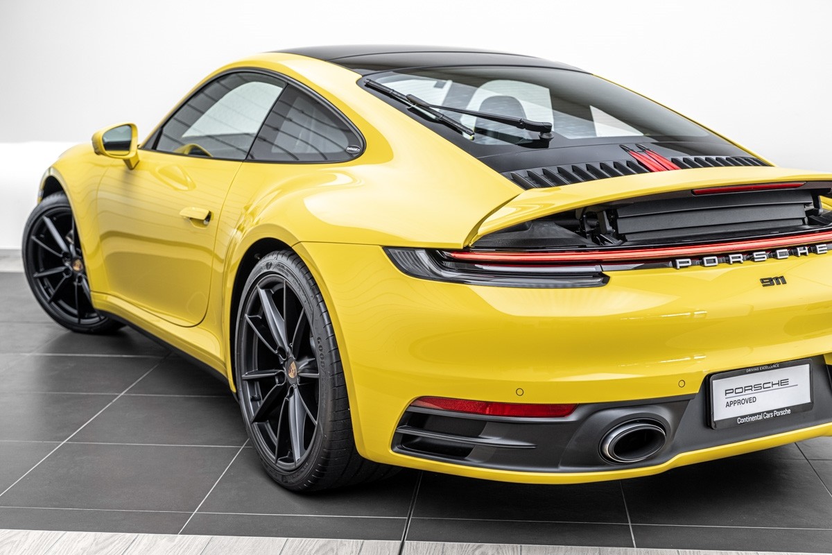 Porsche 911 C2 Coupe 3.0Pt