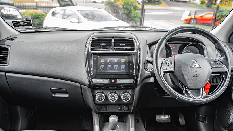 2017 Mitsubishi ASX 10