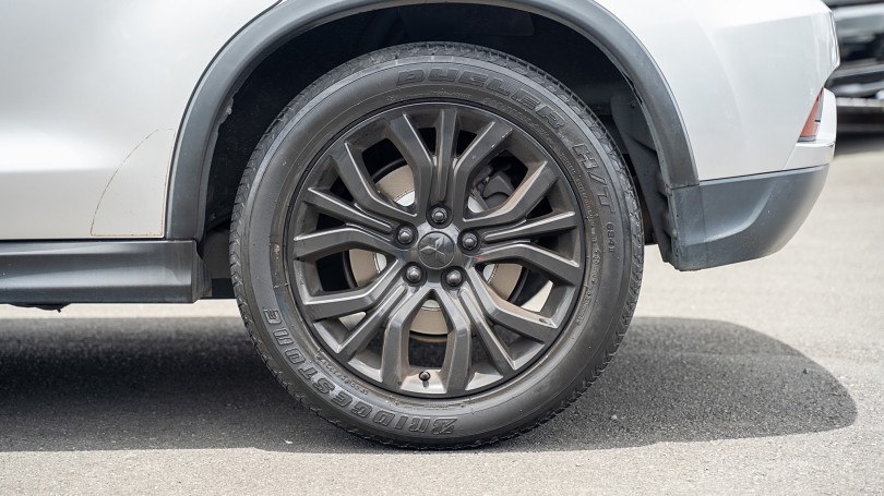 2017 Mitsubishi ASX 7