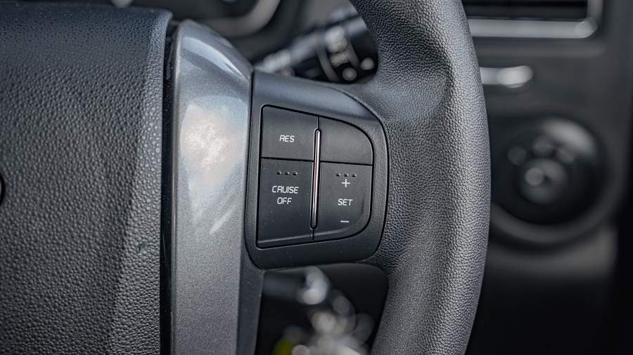 2024 Mahindra Pik-up 13