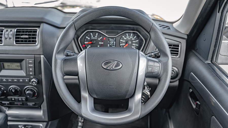 2024 Mahindra Pik-up 11