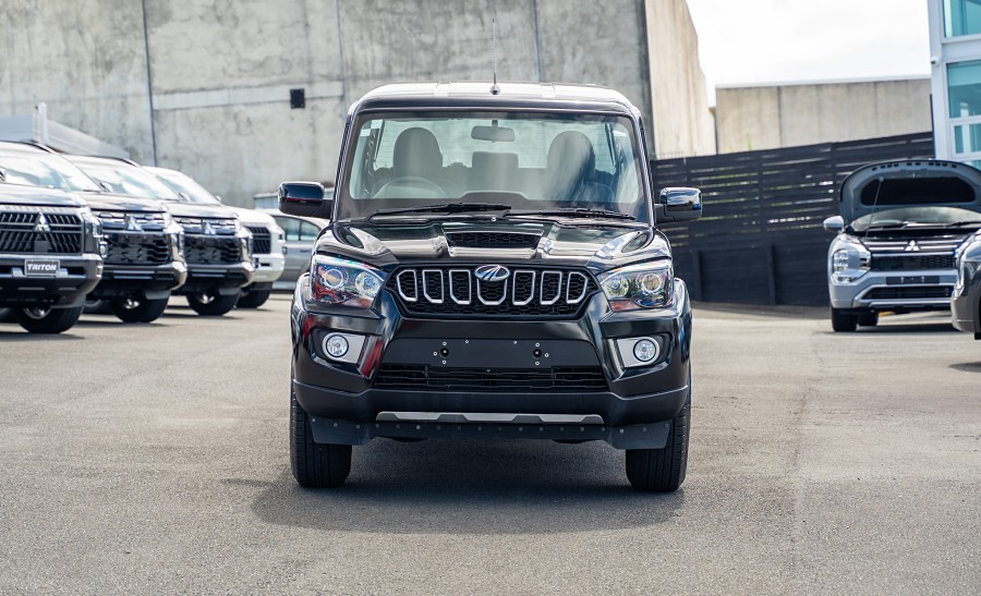 2024 Mahindra Pik-up 3