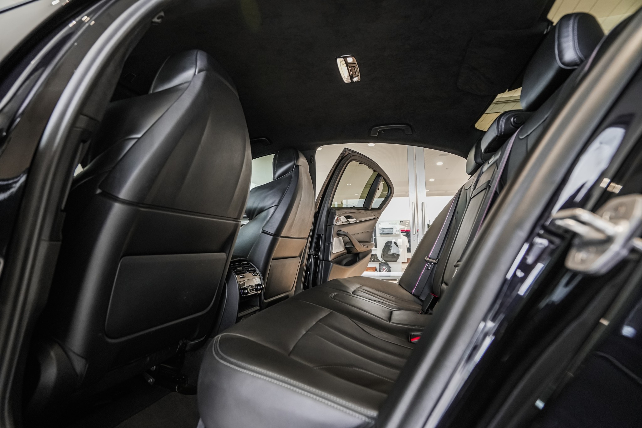 BMW M5 Sedan Competition Pack