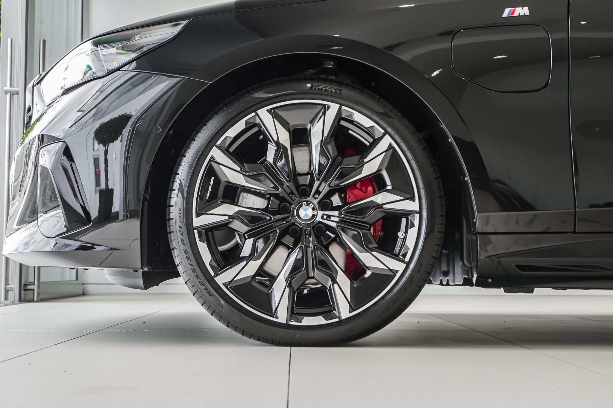 BMW 550e xDrive Sedan