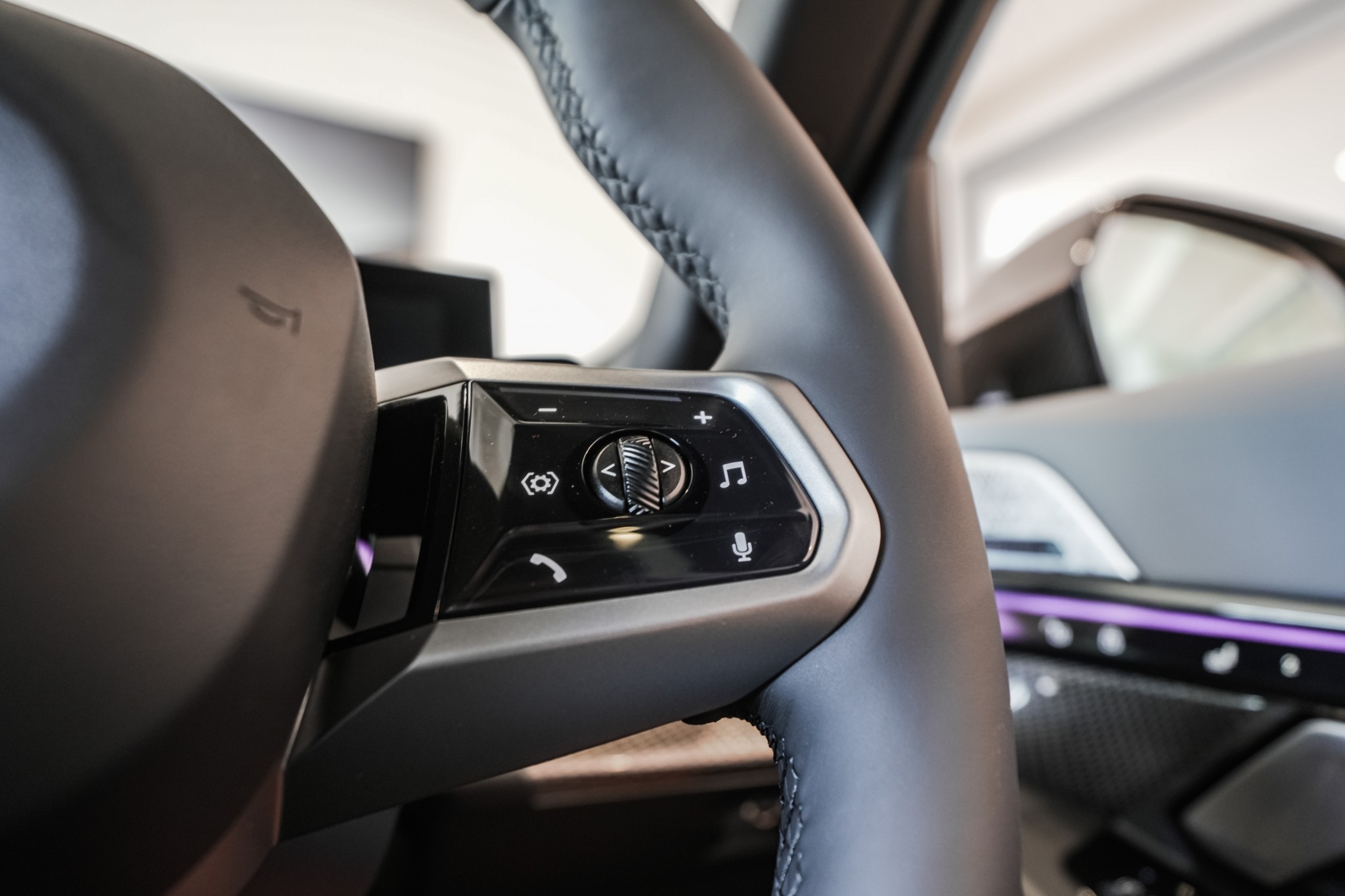 BMW 550e xDrive Sedan