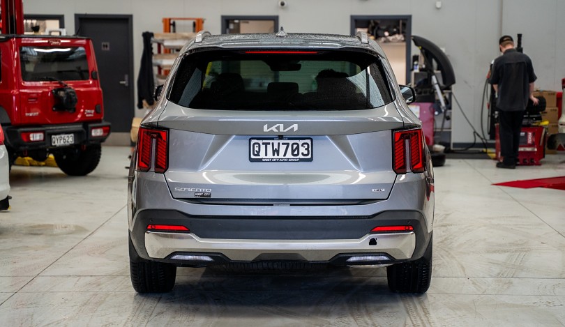 2024 Kia Sorento 4