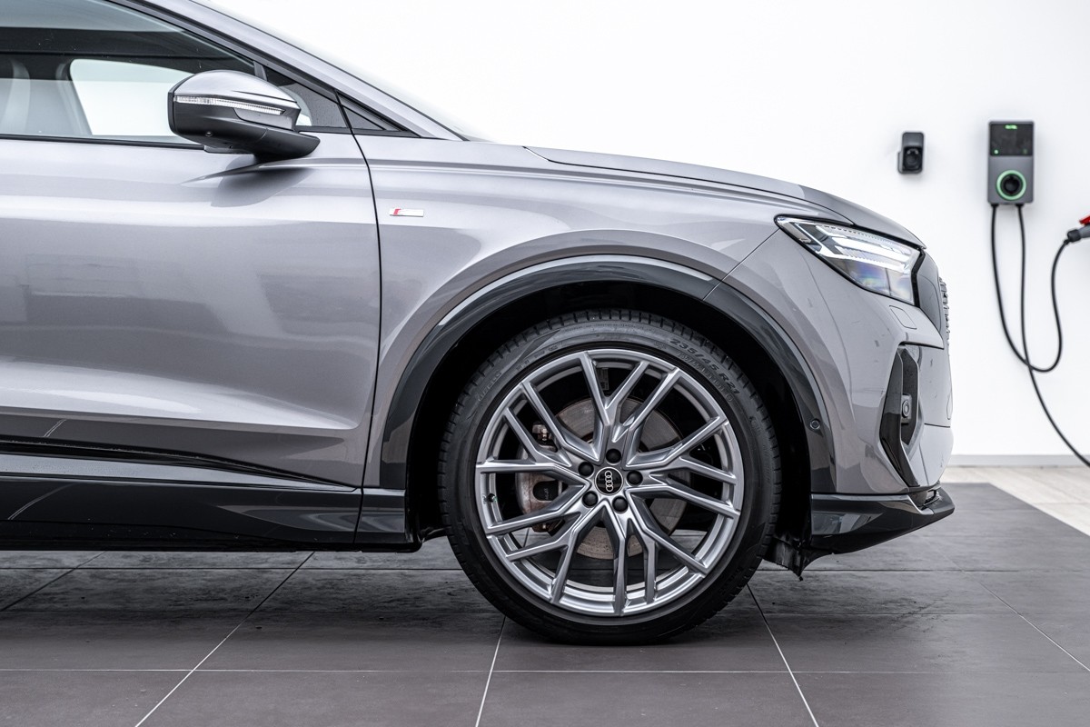 Audi Q4 50 E-TRON QUATTRO SPORTBACK 220KW