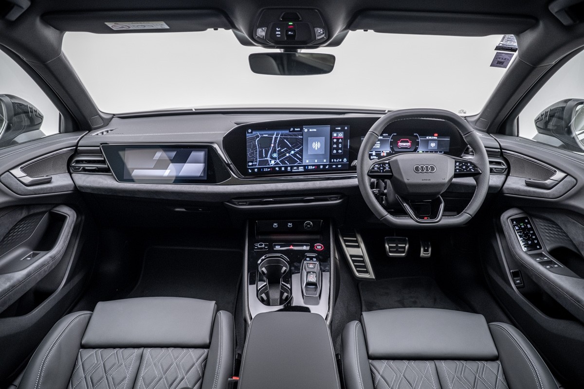 Audi S5 SEDAN TFSI 270KW