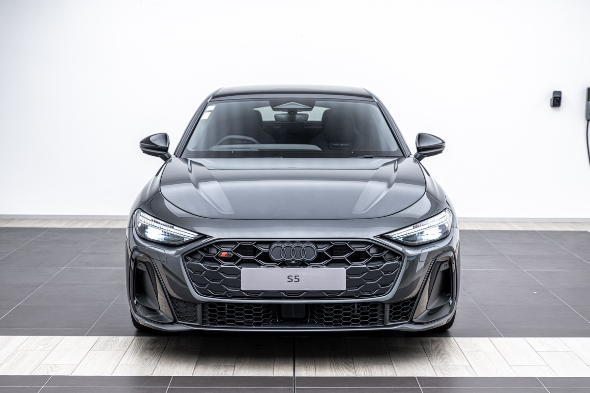 Audi S5 SEDAN TFSI 270KW