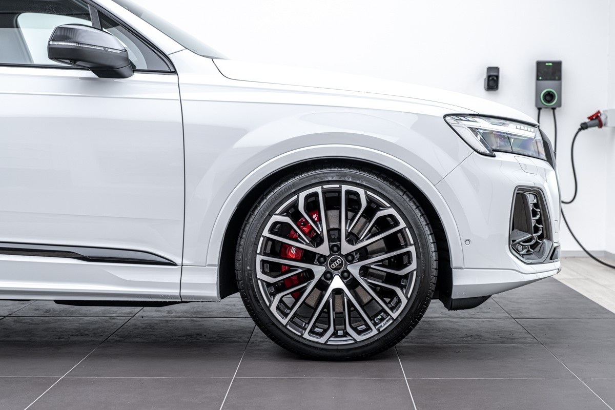 Audi SQ7 TFSI QUATTRO 373 kW