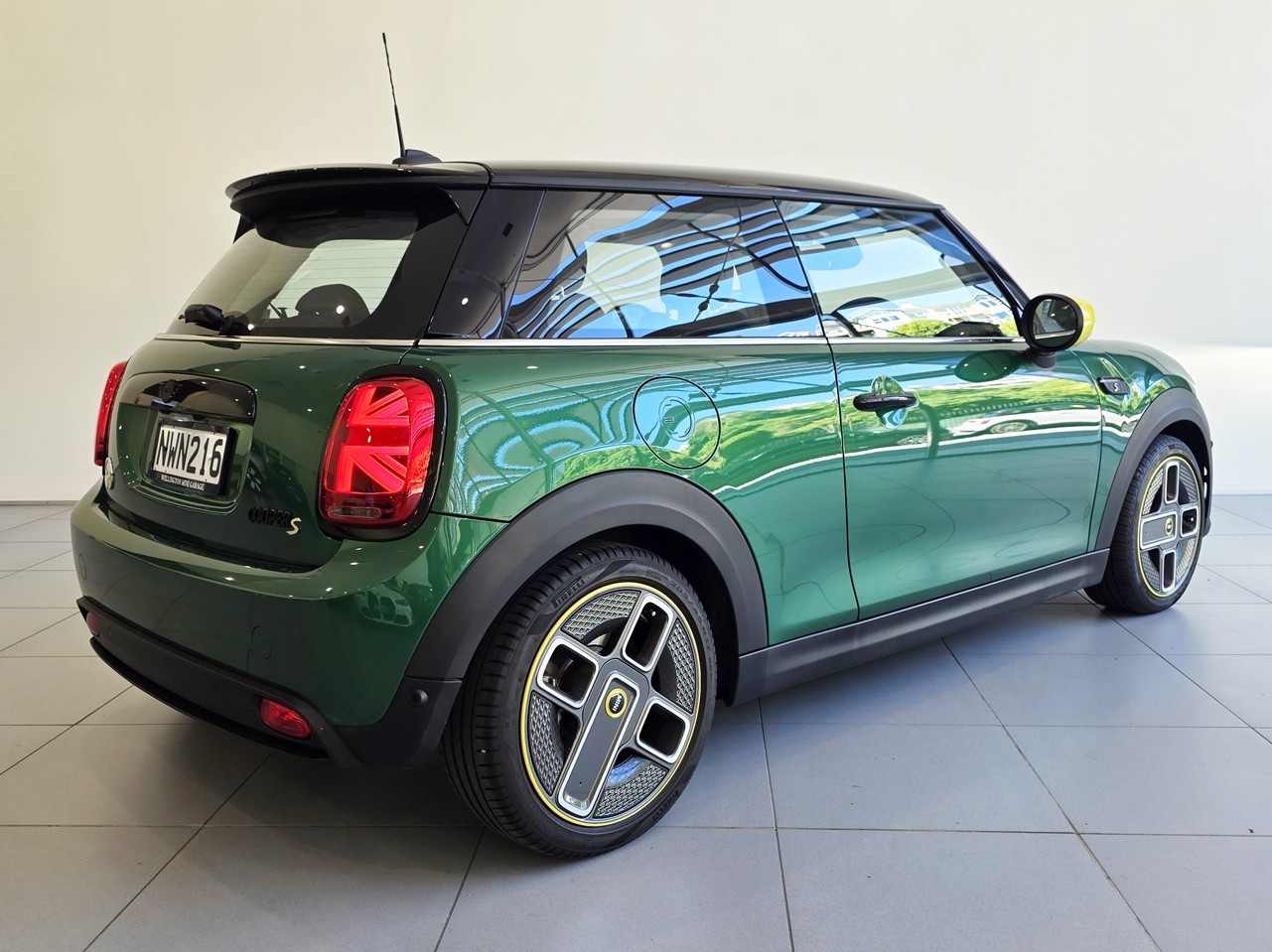 MINI Cooper SE Hatch Classic