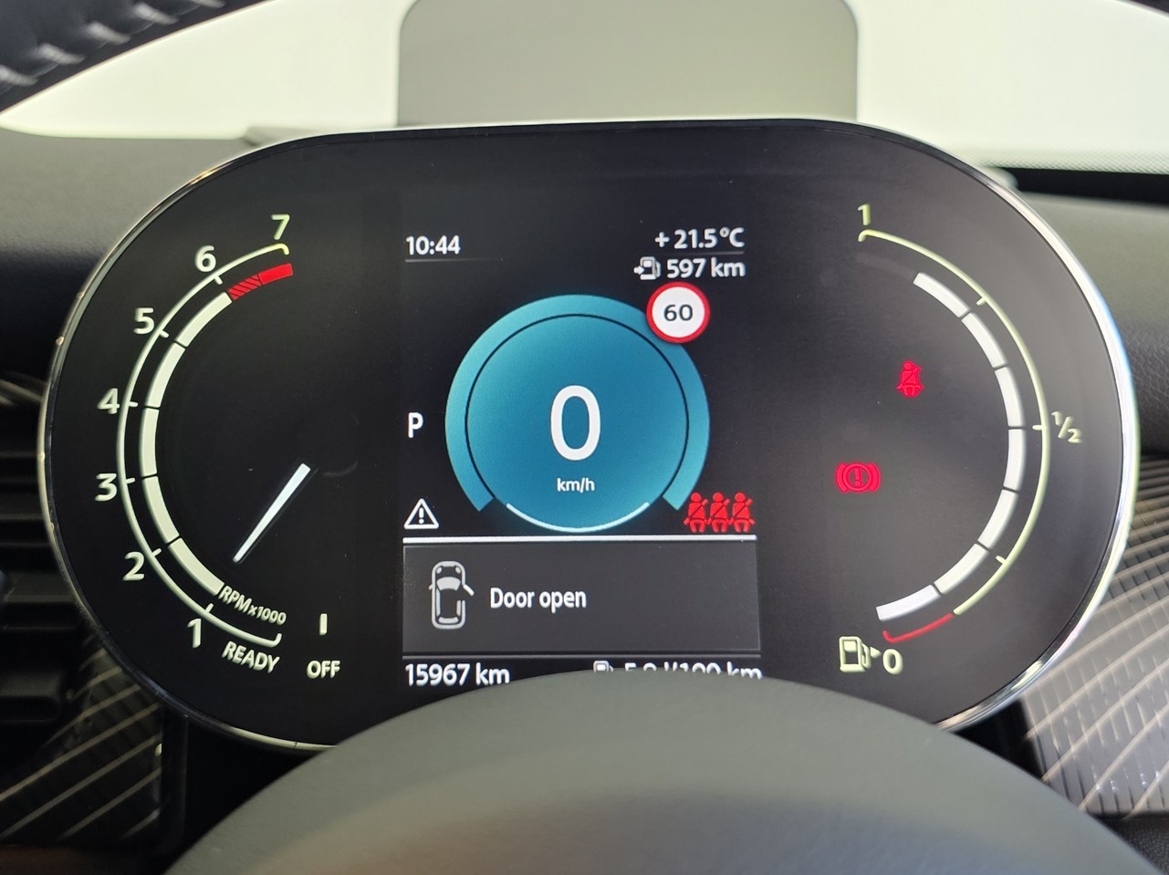 MINI Cooper 5-Dr Hatch The Cooper Resolute