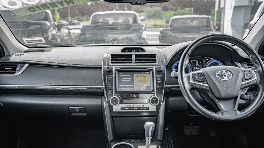 2017 Toyota Camry 10