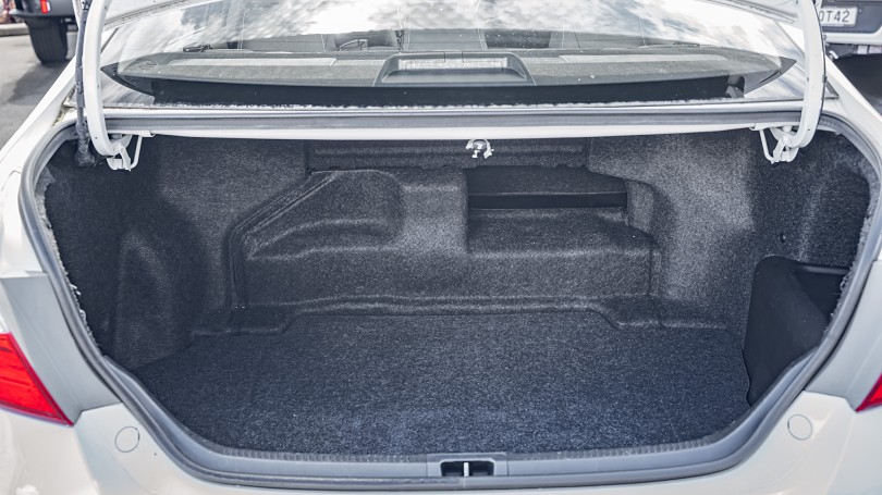 2017 Toyota Camry 19