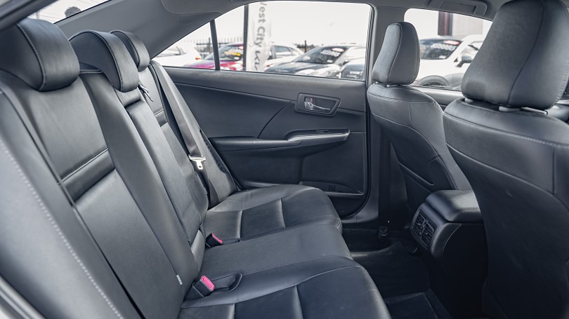 2017 Toyota Camry 18