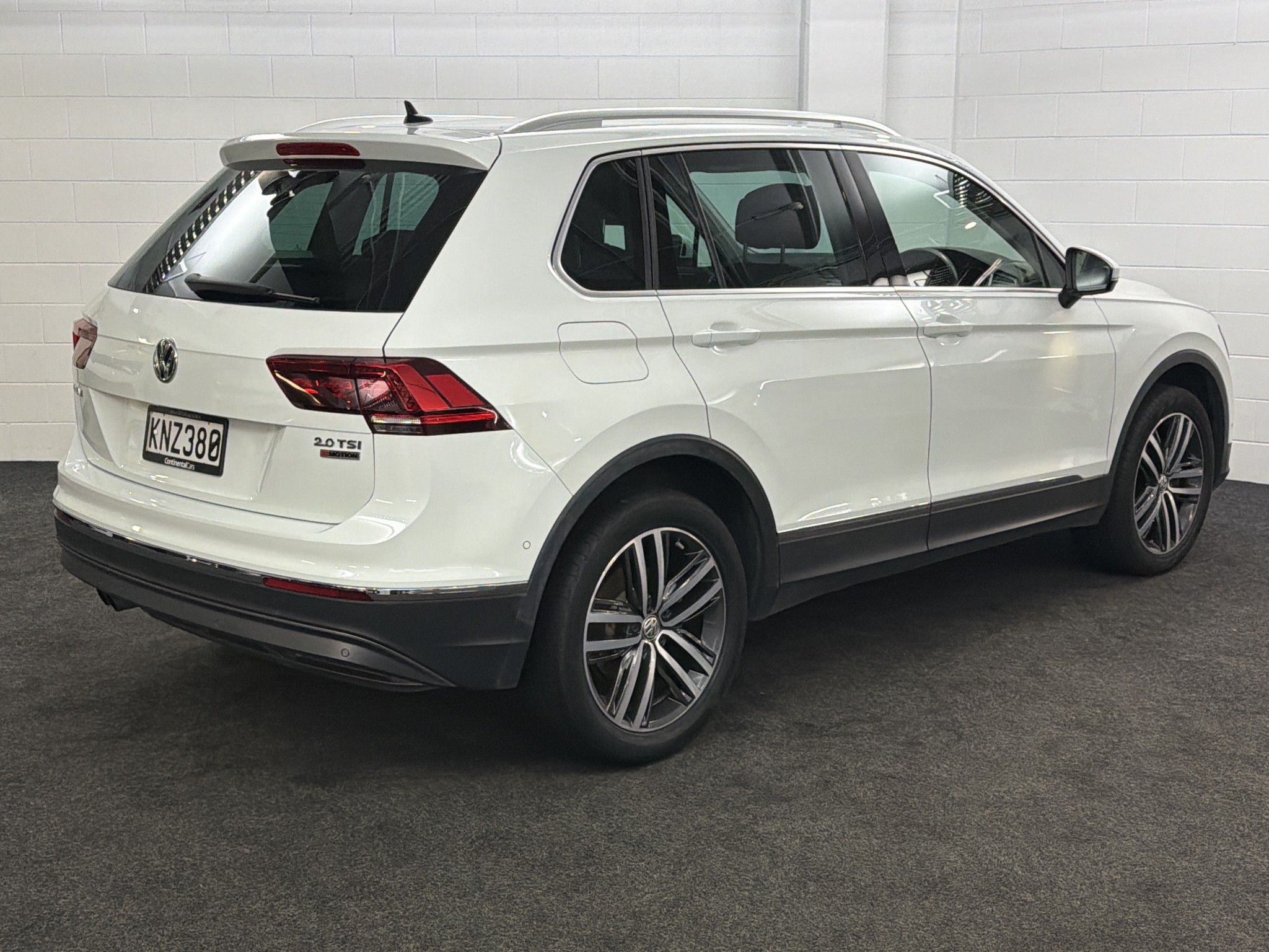 Volkswagen Tiguan TSI HIGHLINE 4MOTION