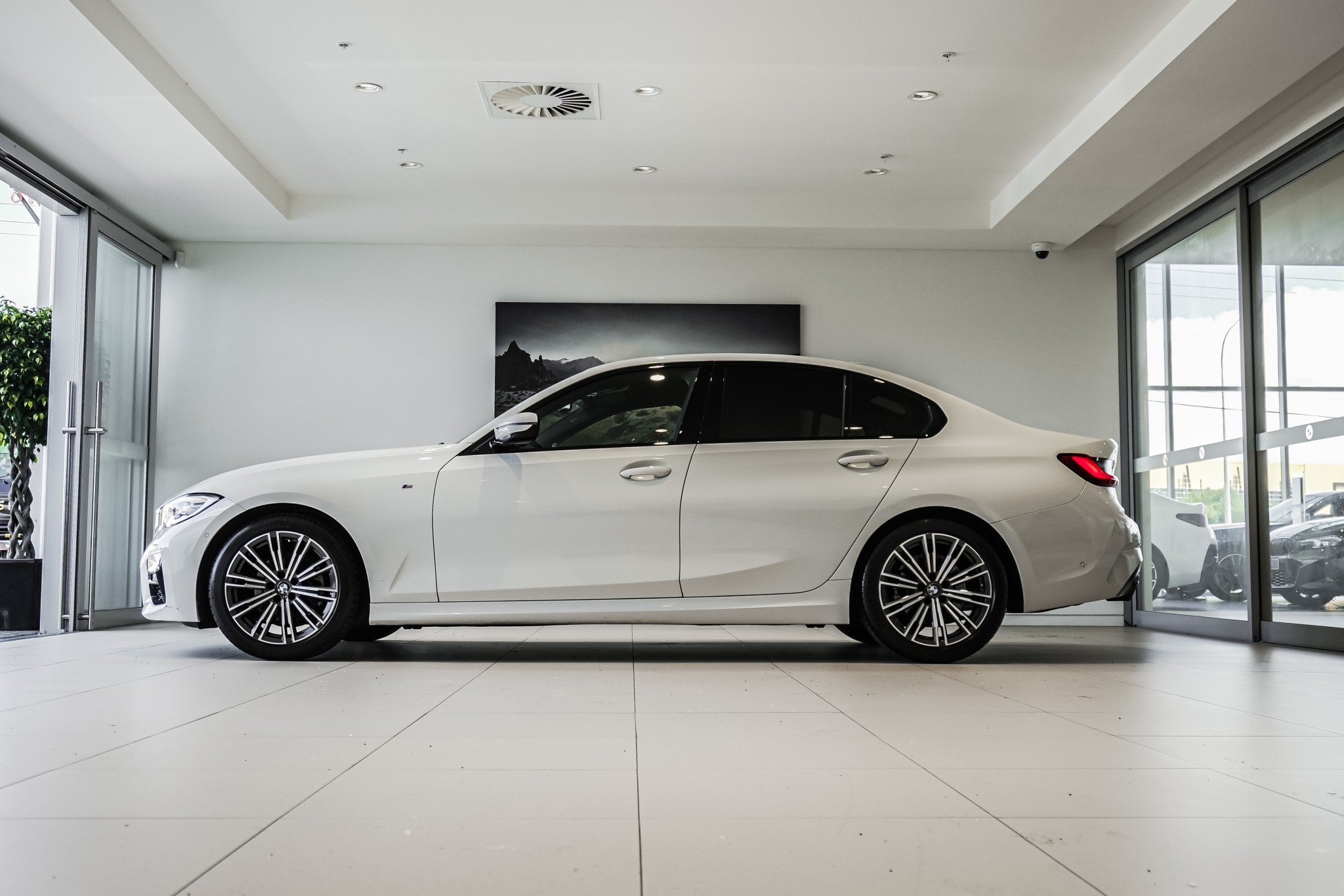 BMW 320i Sedan M-Sport