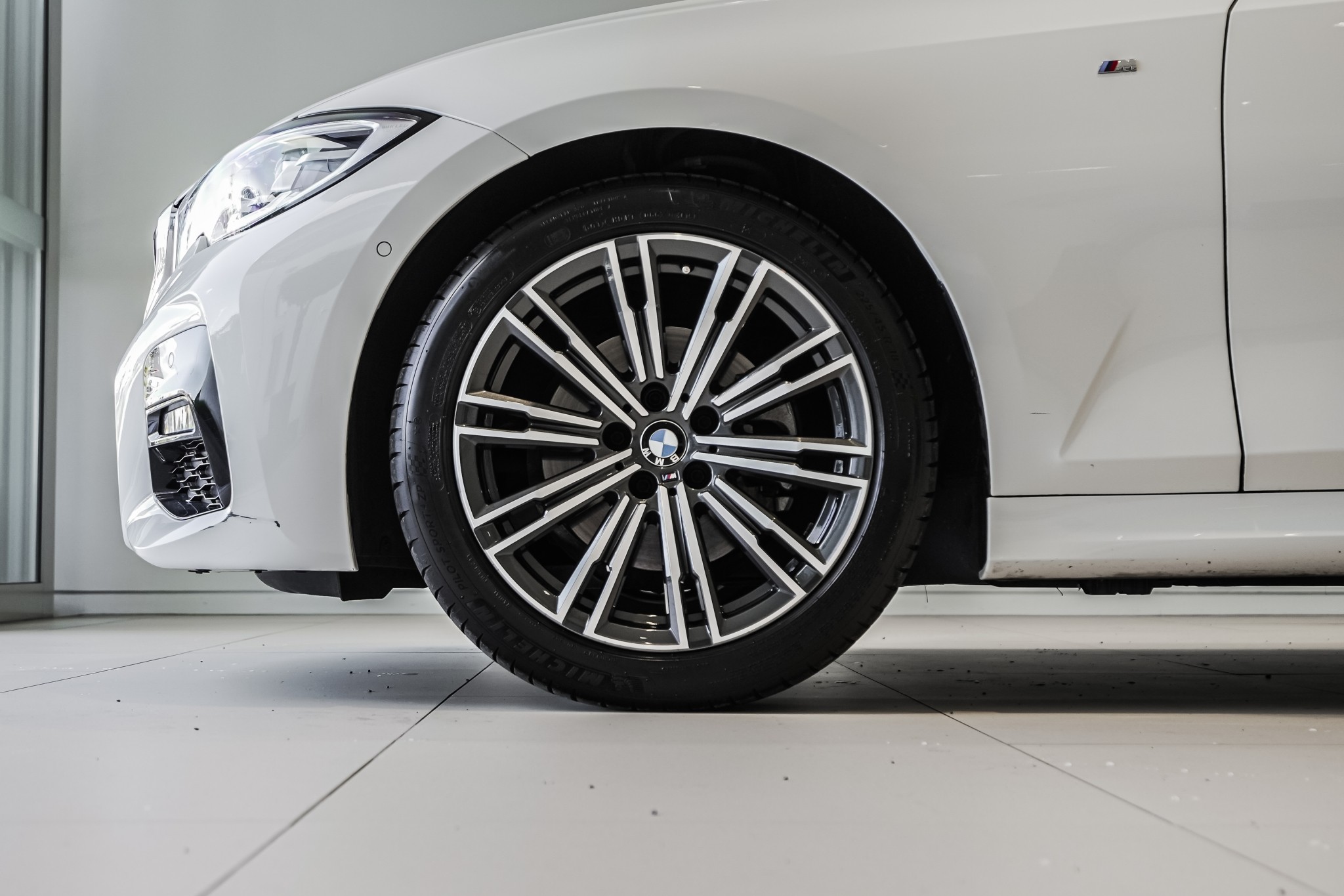 BMW 320i Sedan M-Sport