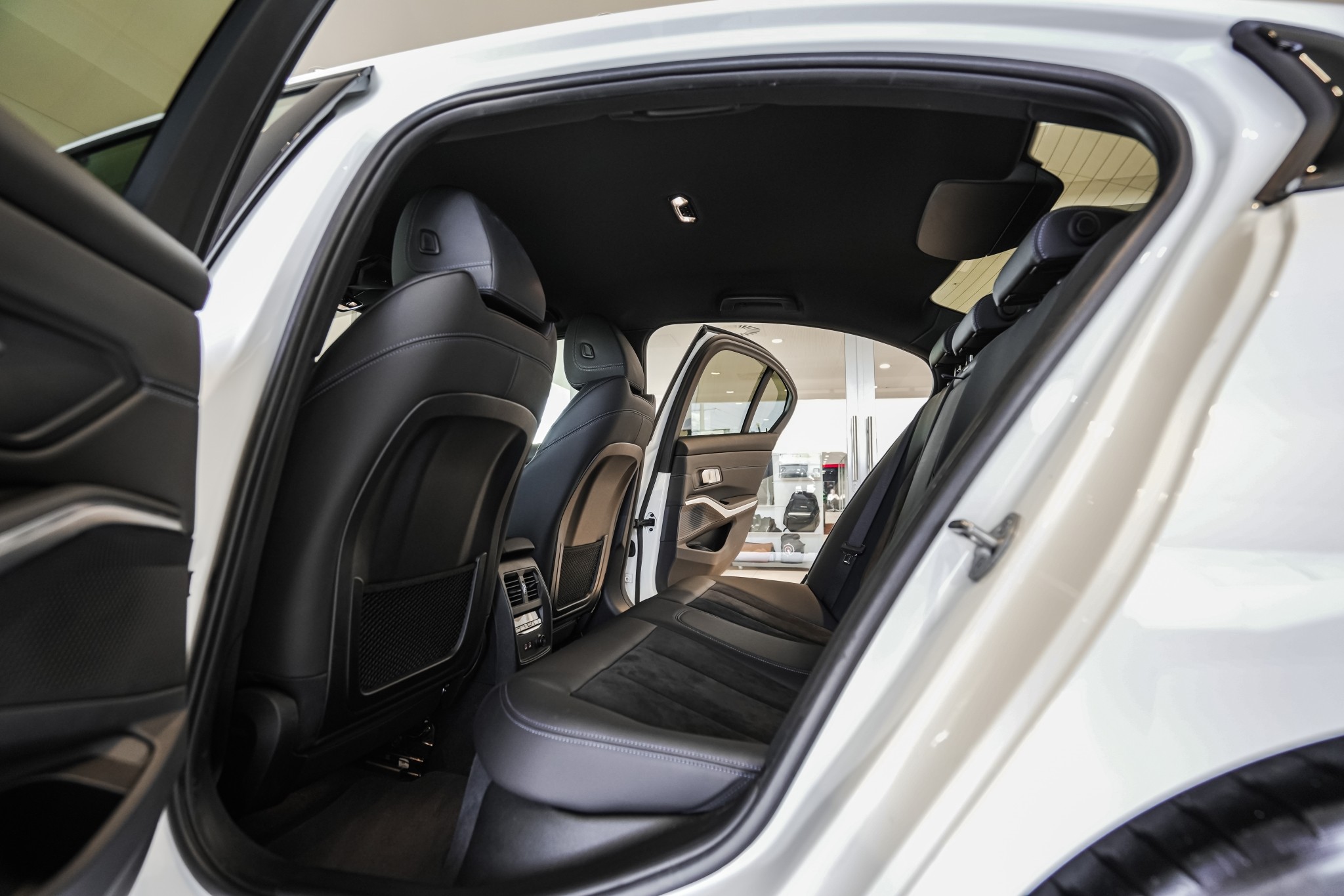 BMW 320i Sedan M-Sport