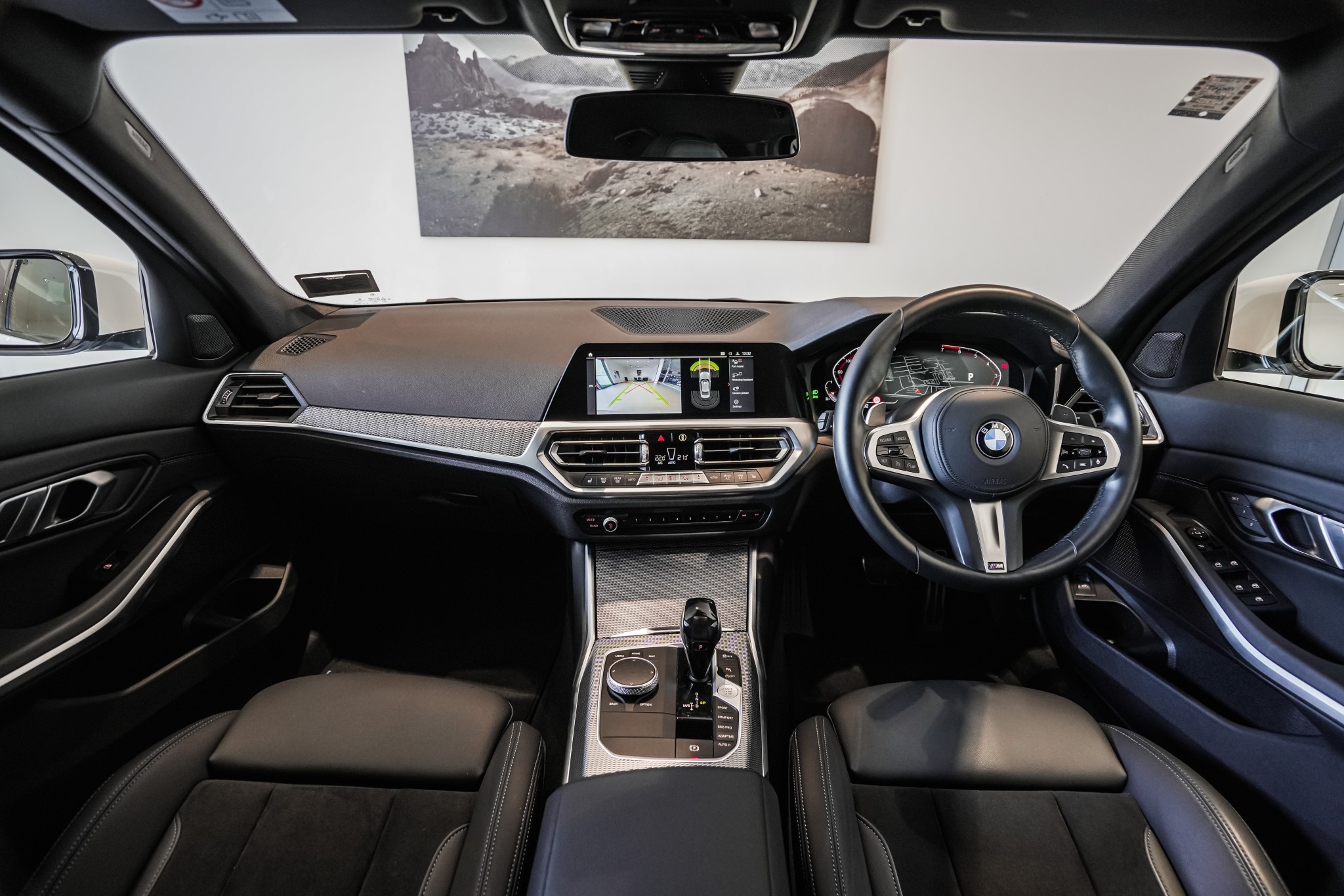 BMW 320i Sedan M-Sport