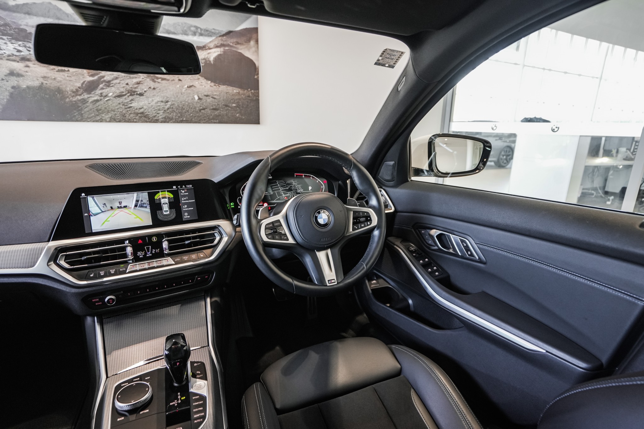 BMW 320i Sedan M-Sport