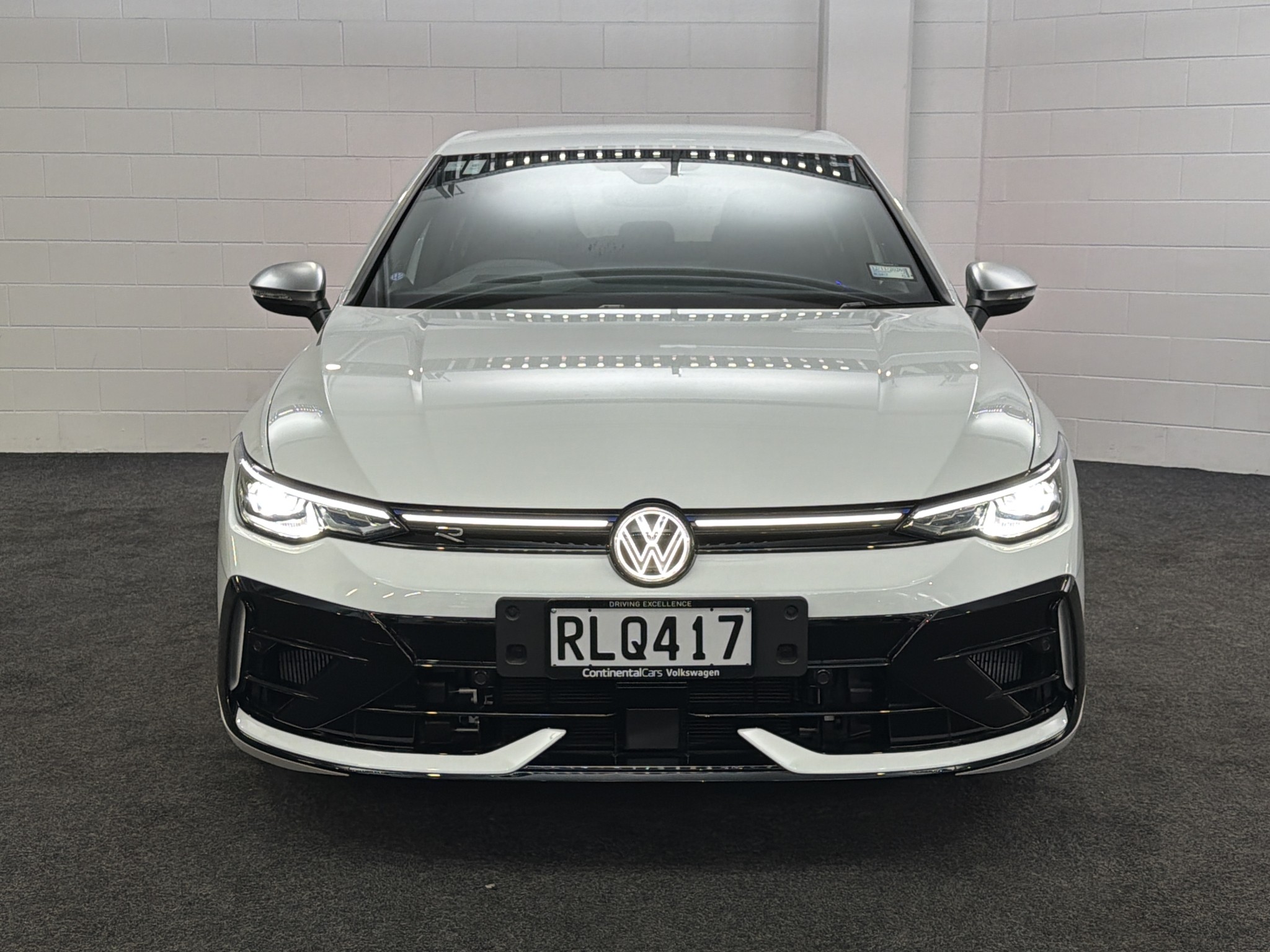 Volkswagen Golf R 8.5