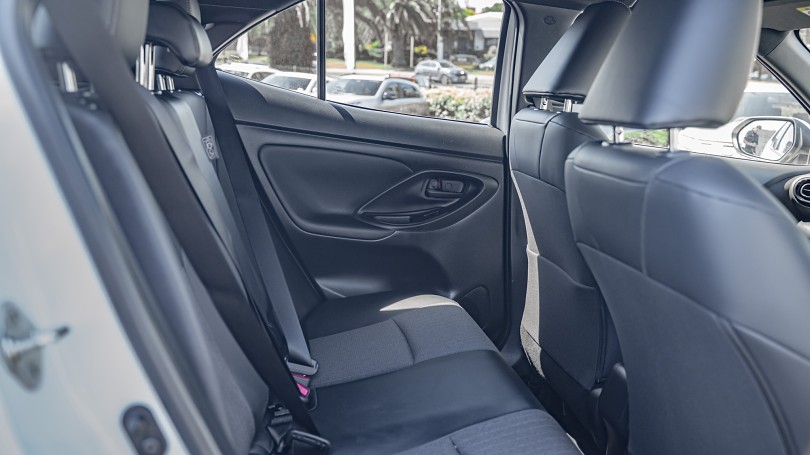 2023 Toyota Yaris Cross 17