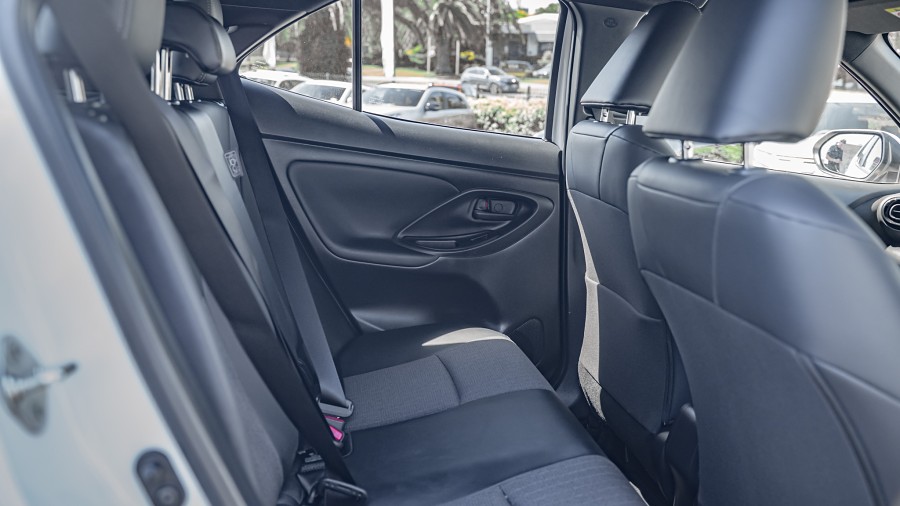 2023 Toyota Yaris Cross 17