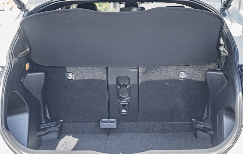 2023 Toyota Yaris Cross 18