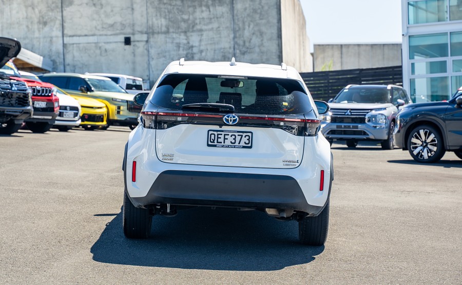 2023 Toyota Yaris Cross 4