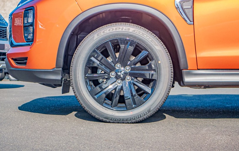 2026 Mitsubishi ASX 6