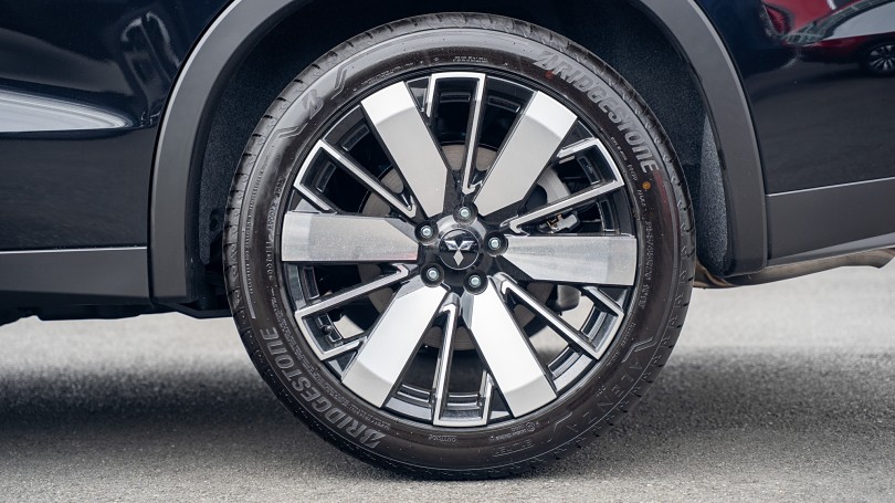 2026 Mitsubishi Outlander 7