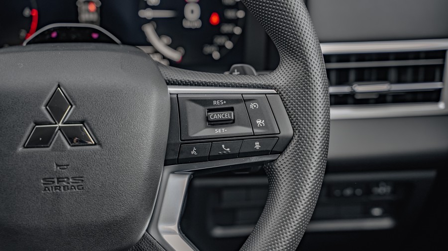 2026 Mitsubishi Outlander 14