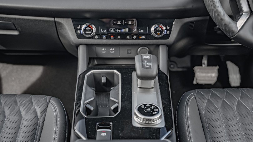 2026 Mitsubishi Outlander 14