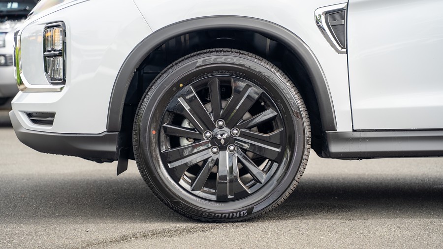 2026 Mitsubishi ASX 6