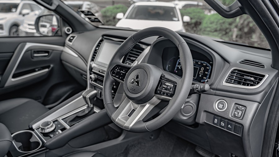 2026 Mitsubishi Pajero Sport 9