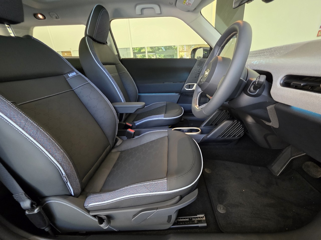 MINI Cooper E Salt and Pepper Edition